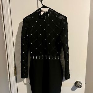 Bought this online it’s brand new with tags. Super classy, sexy dress.